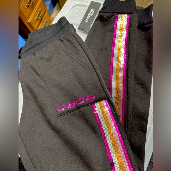 Bebe women’s size small sweatpants joggers hot pink sequin side stripe black $79 - Picture 1 of 8